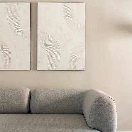 Daire Hostgost Selected - Parliament